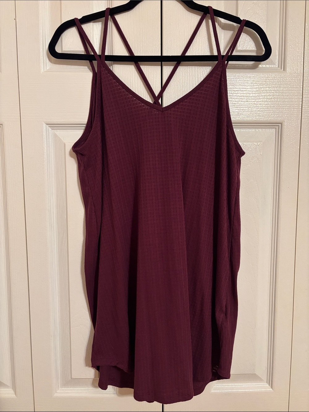 LuLaRoe Daniella Women’s Strappy Plum V-Neck Tank Top